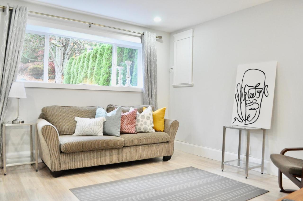 Stylish 1 Bedroom Suite In North Vancouver 10 Mins Ski Экстерьер фото