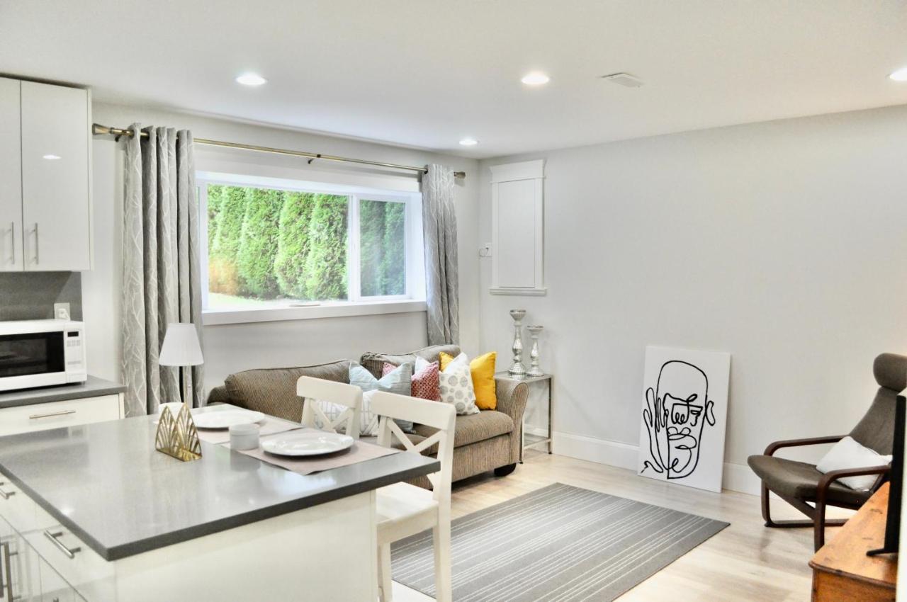 Stylish 1 Bedroom Suite In North Vancouver 10 Mins Ski Экстерьер фото